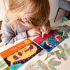 Kind leert schrijven met de letterkaarten van Jumbo