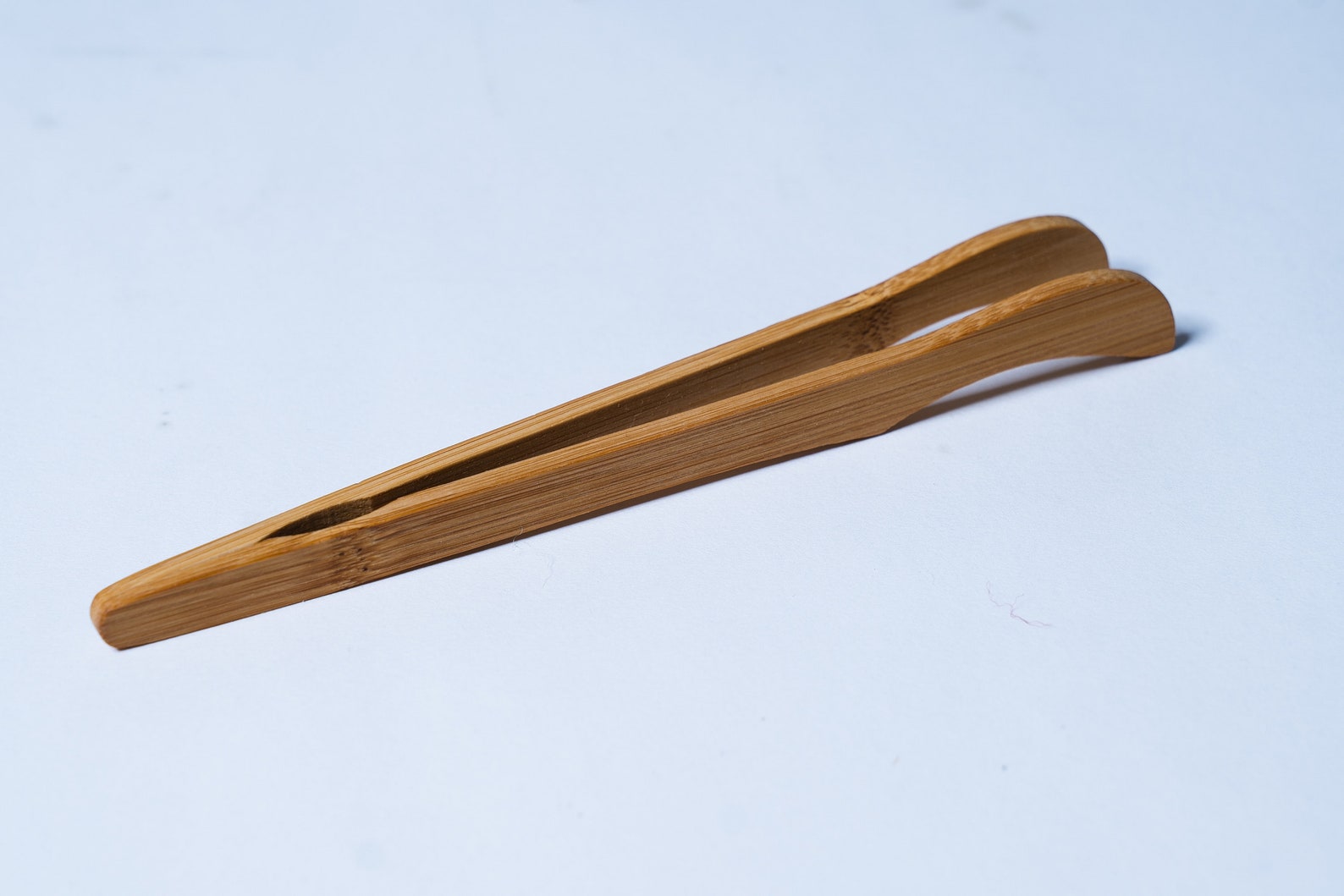 Pagalou - Montessori houten pincet voor sensorisch spel 16cm