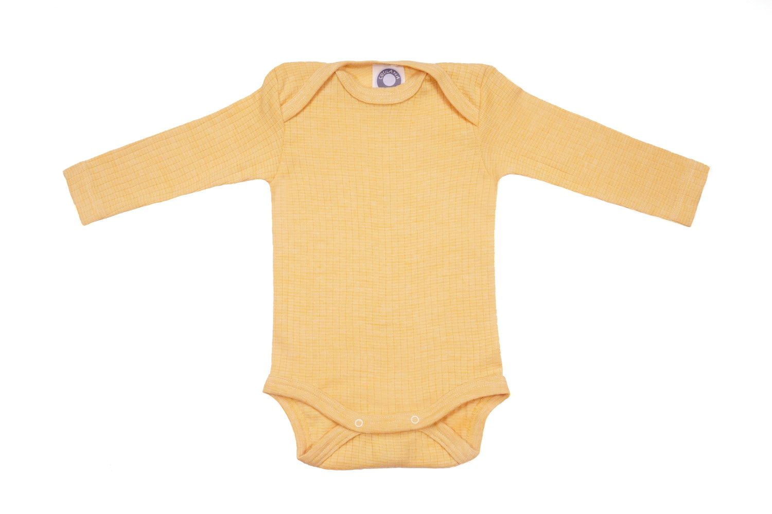 Wol of katoen baby? Eerlijk vergelijk per seizoen
