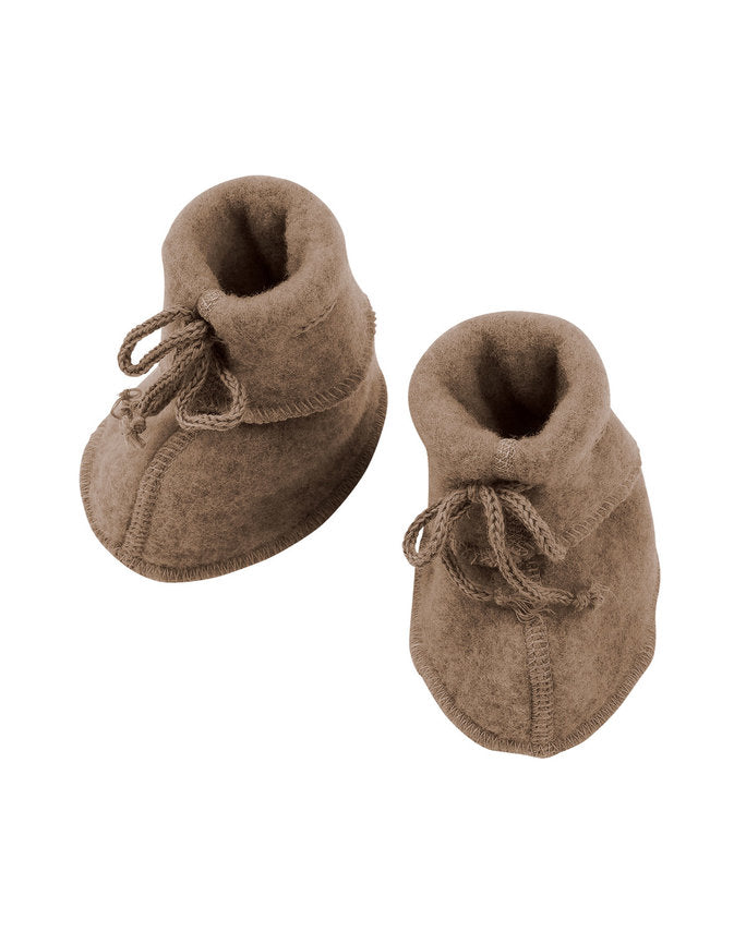 Wolverzorging: zo was en droog je wollen babykleding correct