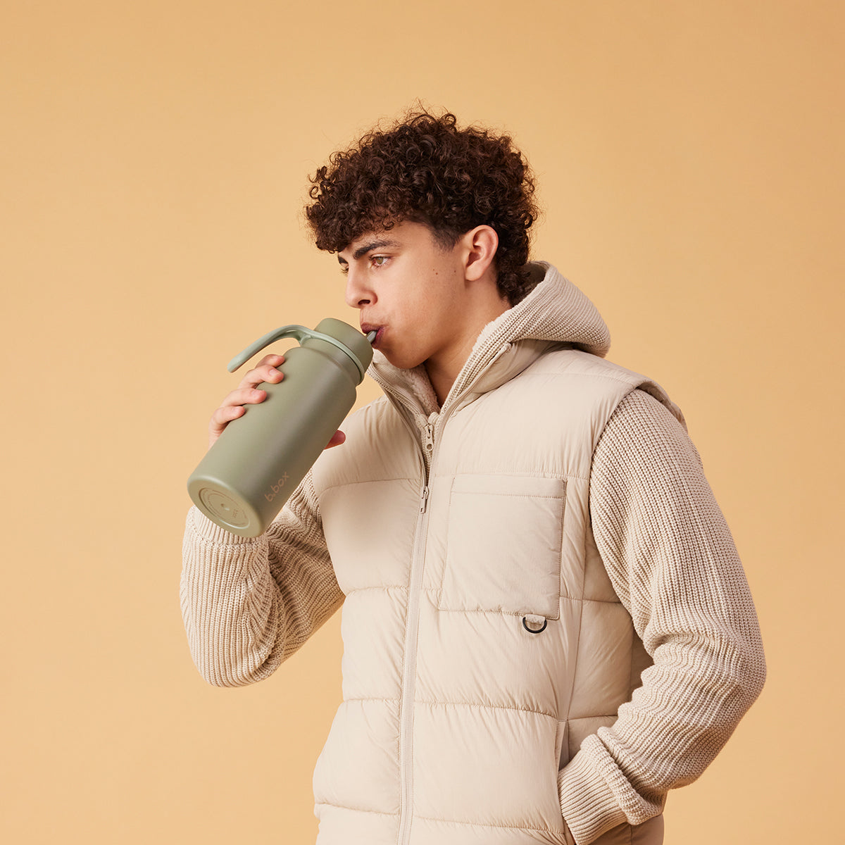 b.box - Geïsoleerde fles met klapdeksel 1 liter - olive