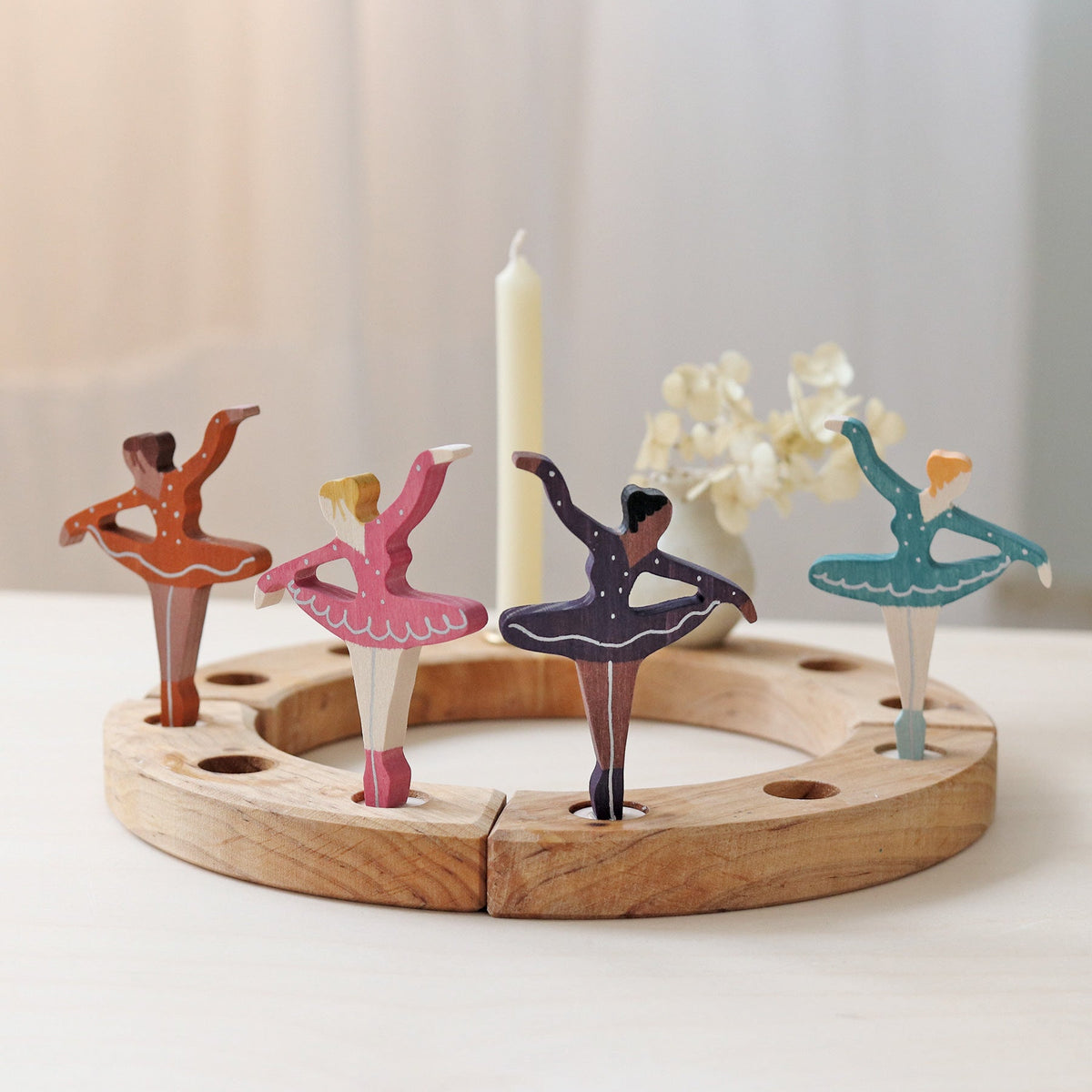 Grimm's - Decoratiefiguur Ballerina Robijnrood