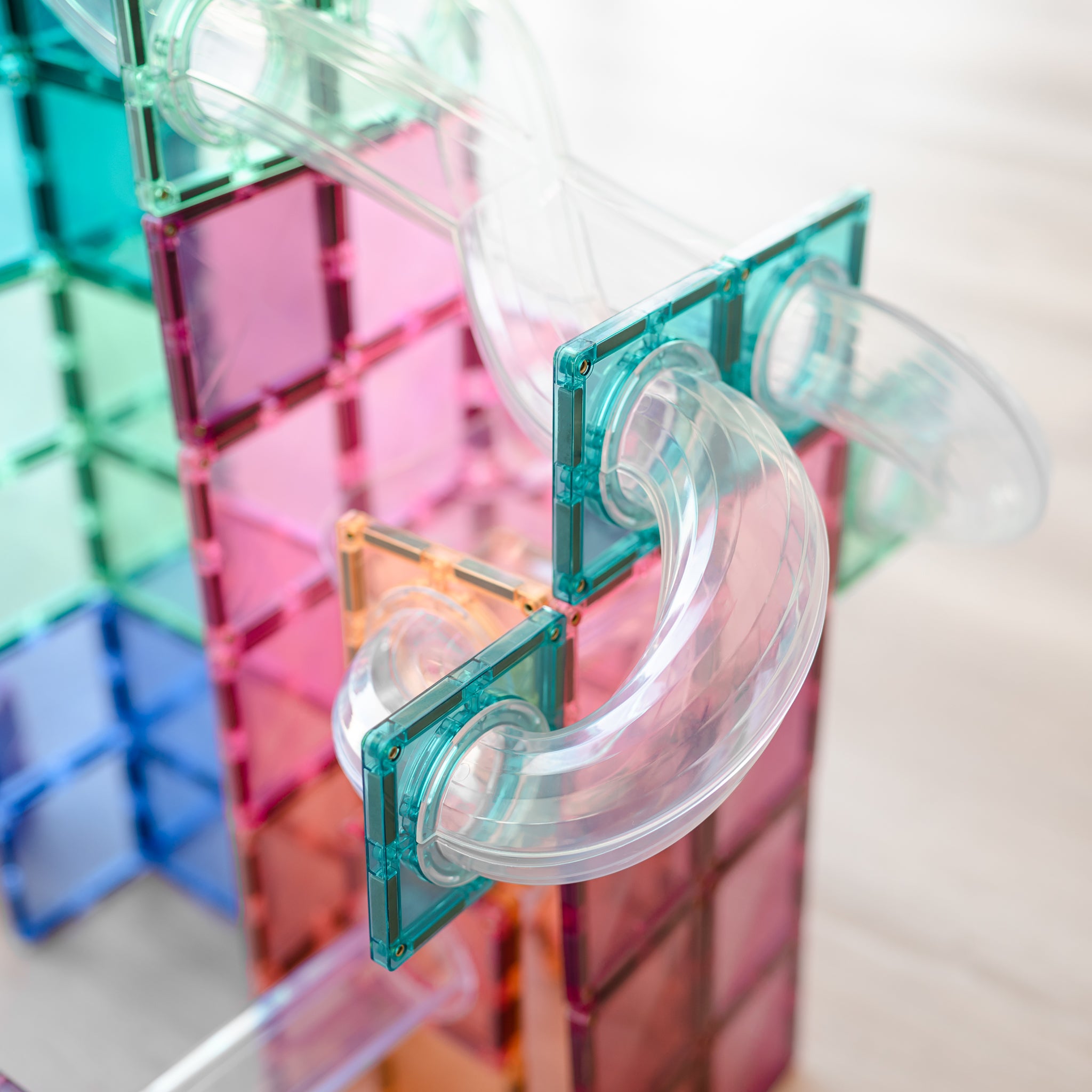 CONNETIX - Pastel Ball Run Pack knikkerbaan Uitbreiding 80 stuks - magnetisch constructiespeelgoed
