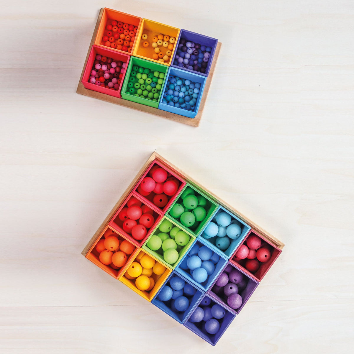 Grimm's - 180 Houten Rijgkralen in 12 Regenboogkleuren