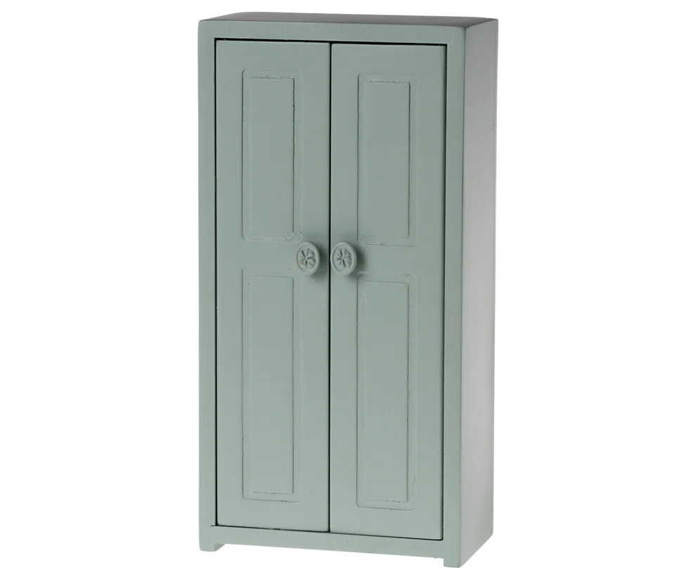 Maileg - Kast met 3 hangers (muis maat) voor in poppenhuis - Zacht blauw