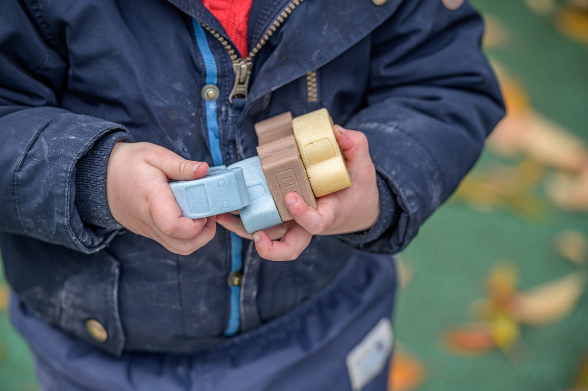 Yellow Door - Kleine Landen – Voertuigen