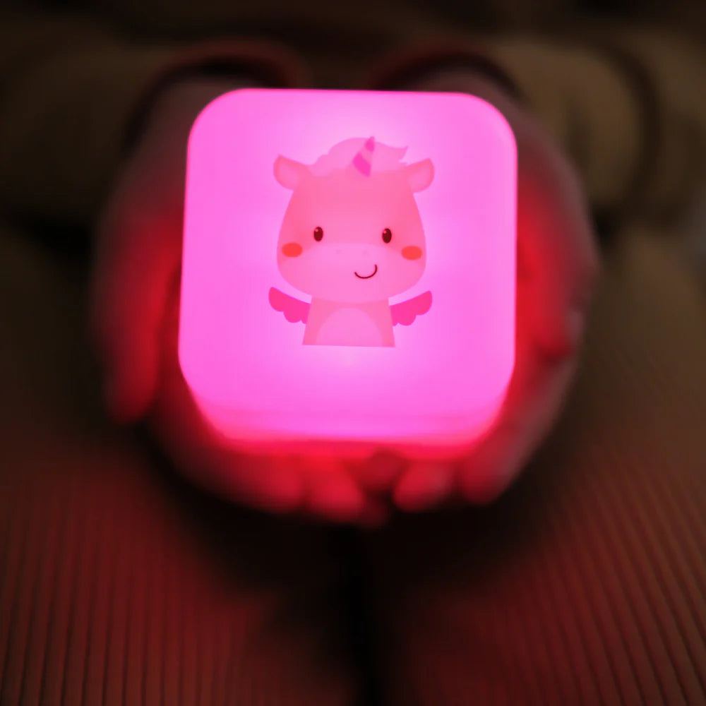 Cloud B - Cube B - Lily La Unicorne