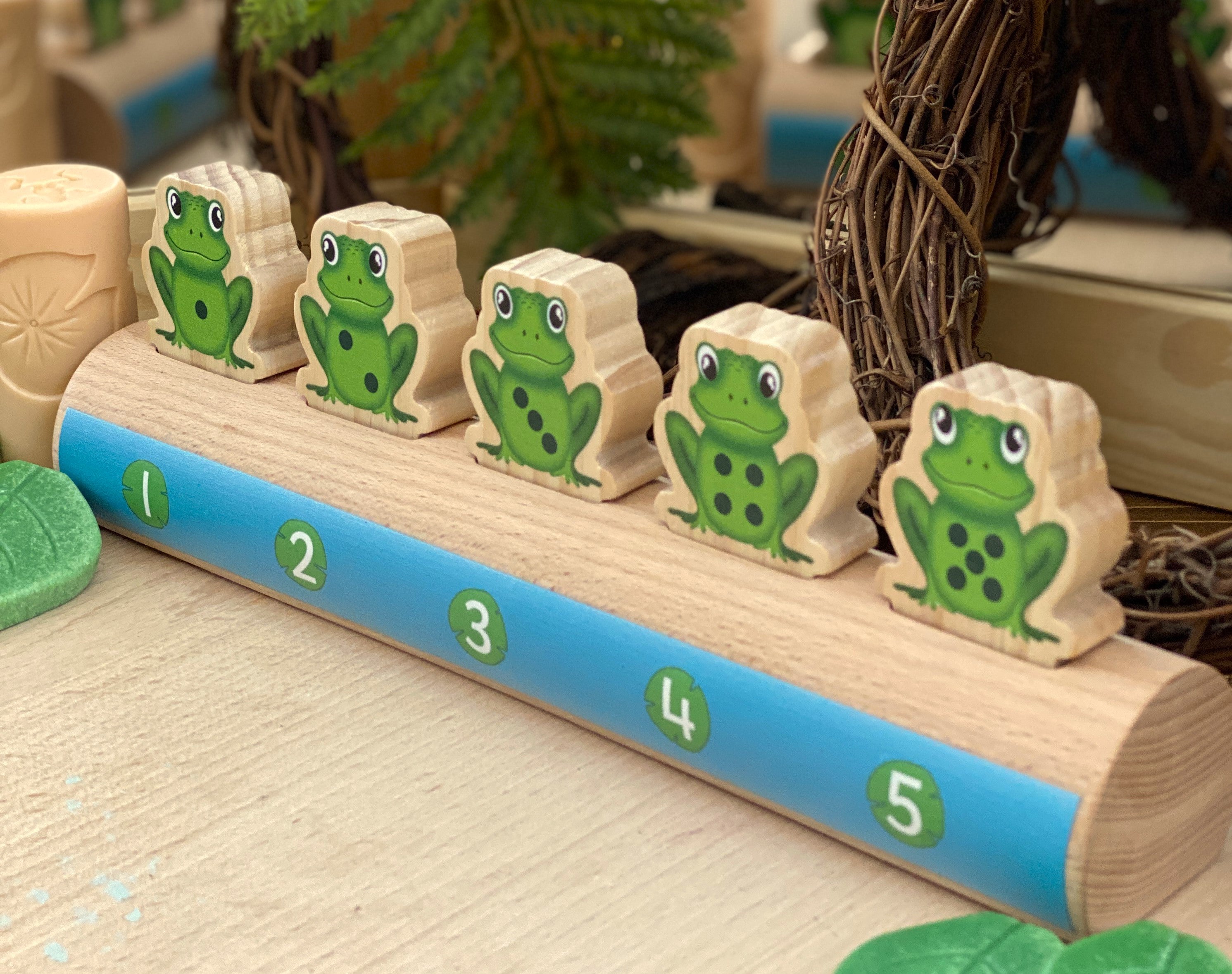 Yellow Door - Five Frogs on a Log - leren tellen