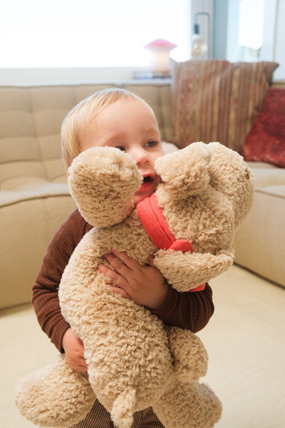 Egmont Toys - Gabi de liggende hond groot