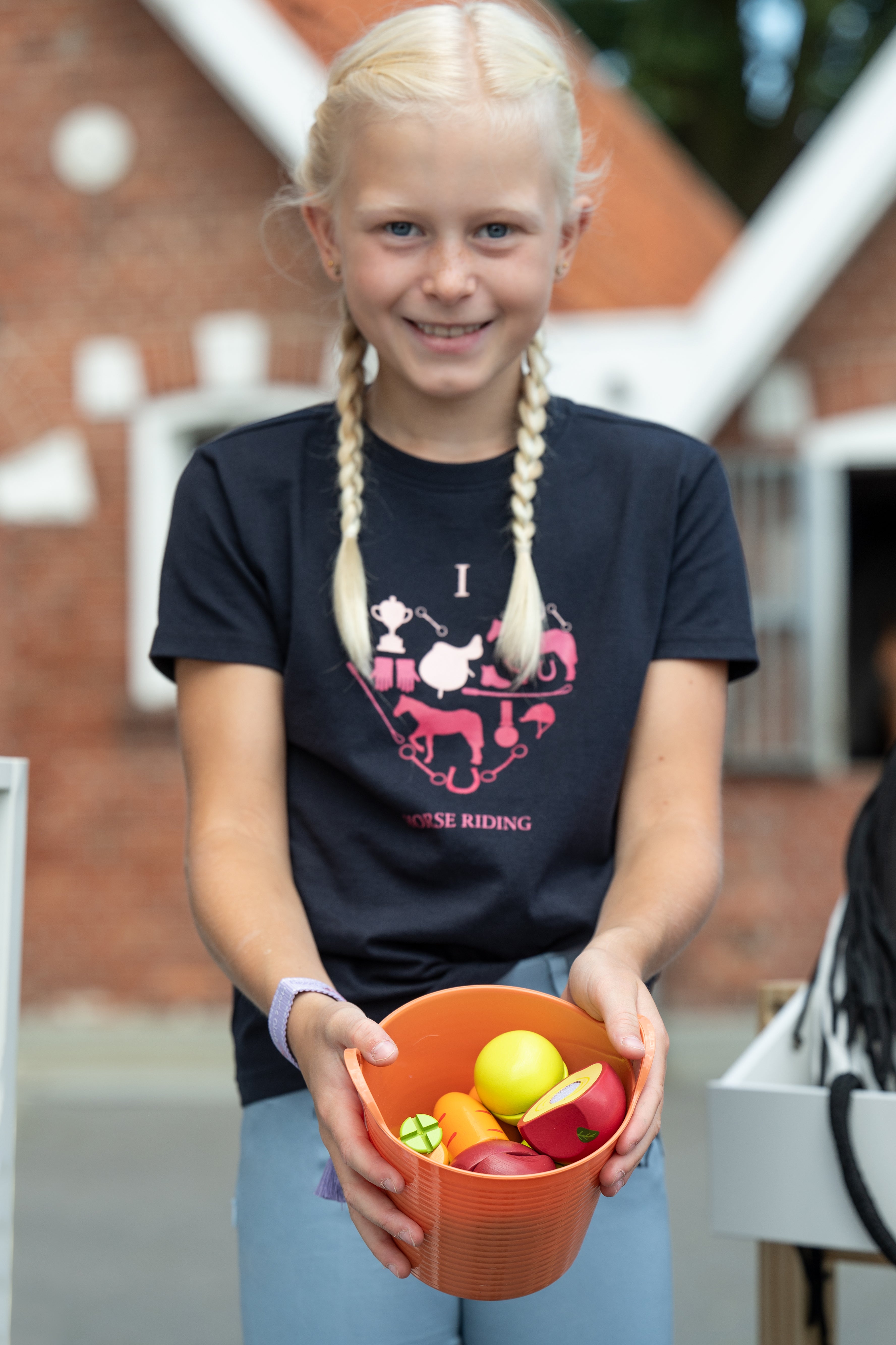 HKM - houten voerset voor stokpaarden Hobby Horsing