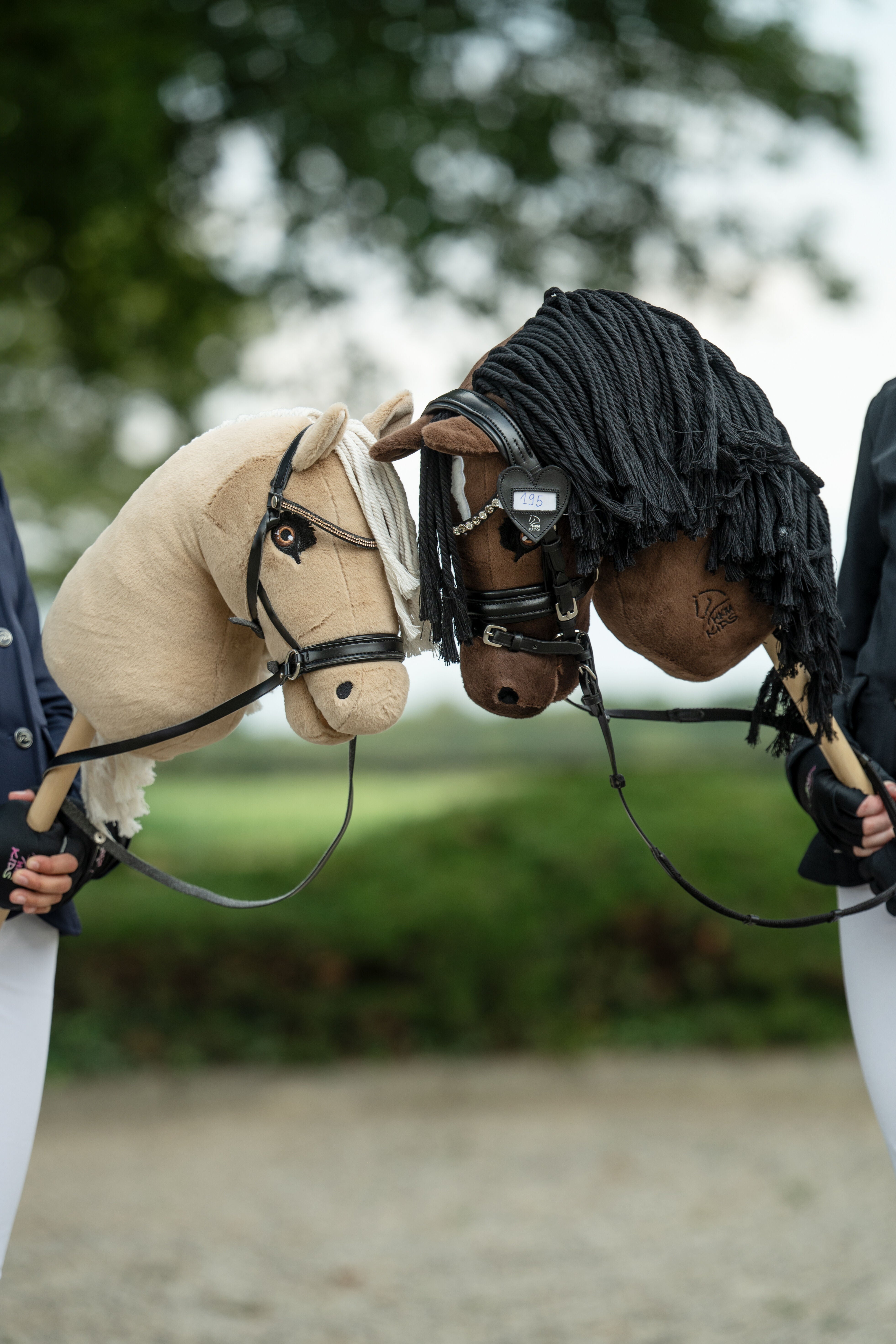 HKM - Stokpaard Hobby Horse Dressuur - Avalon bruin