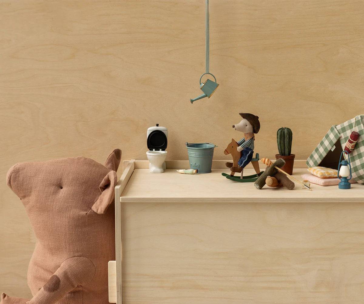 Maileg - Cowboy muis op hobbelpaard (kleine broer)