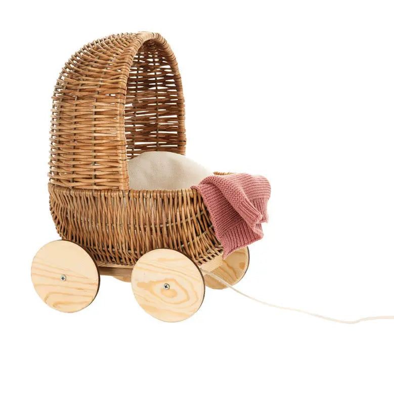 Egmont Toys - Kleine rieten poppenwagen met dekentje
