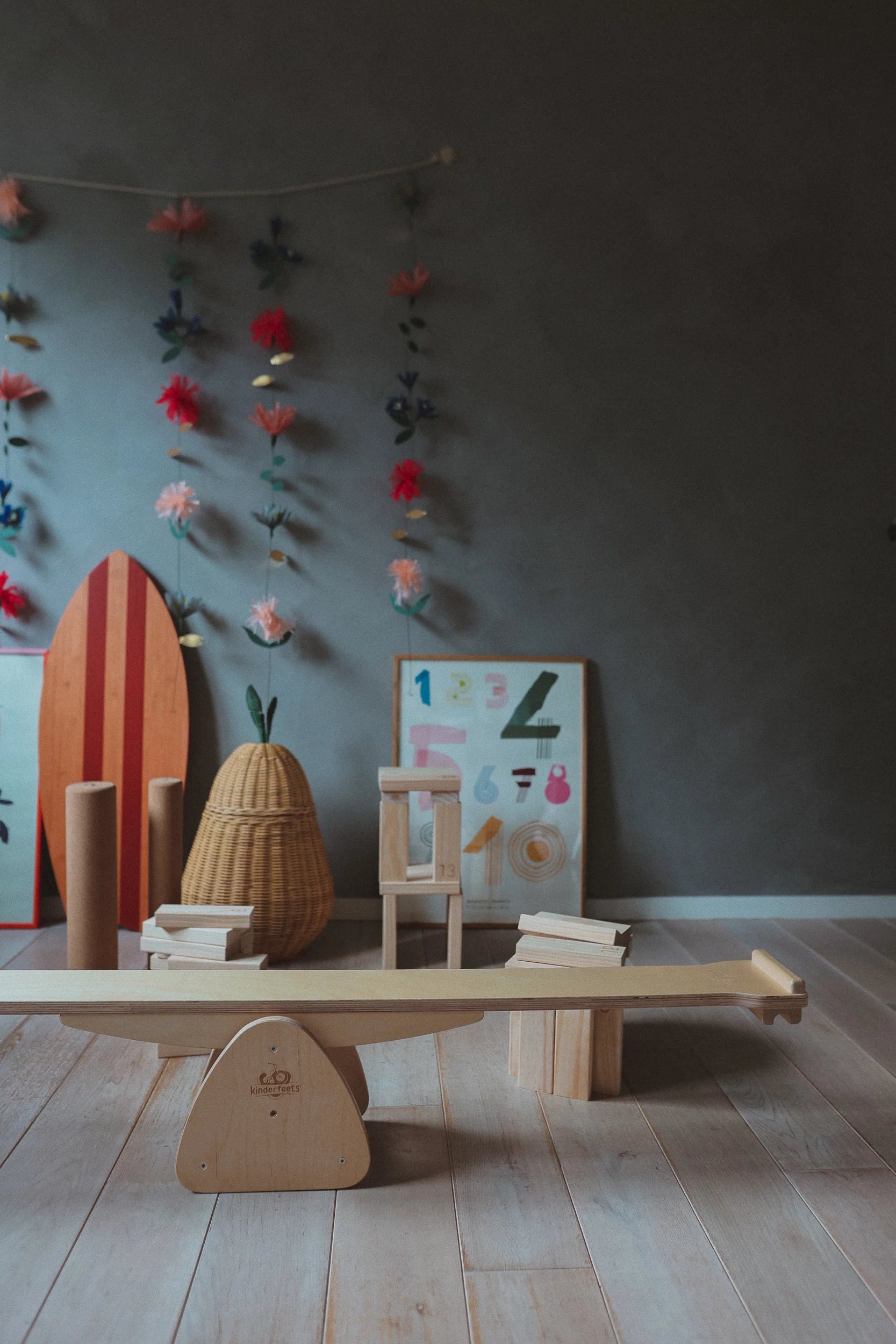 Kinderfeets - Balansbalk en wipwap van hout