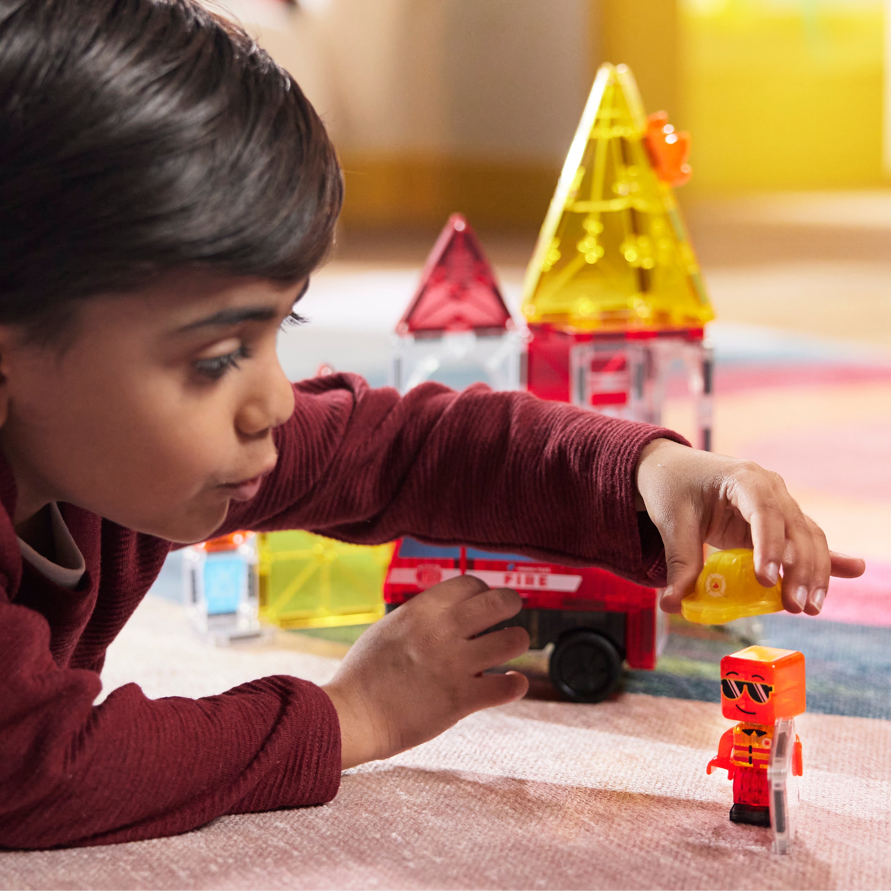 MAGNA-TILES® Fire Station met microMAGS (27 stuks)