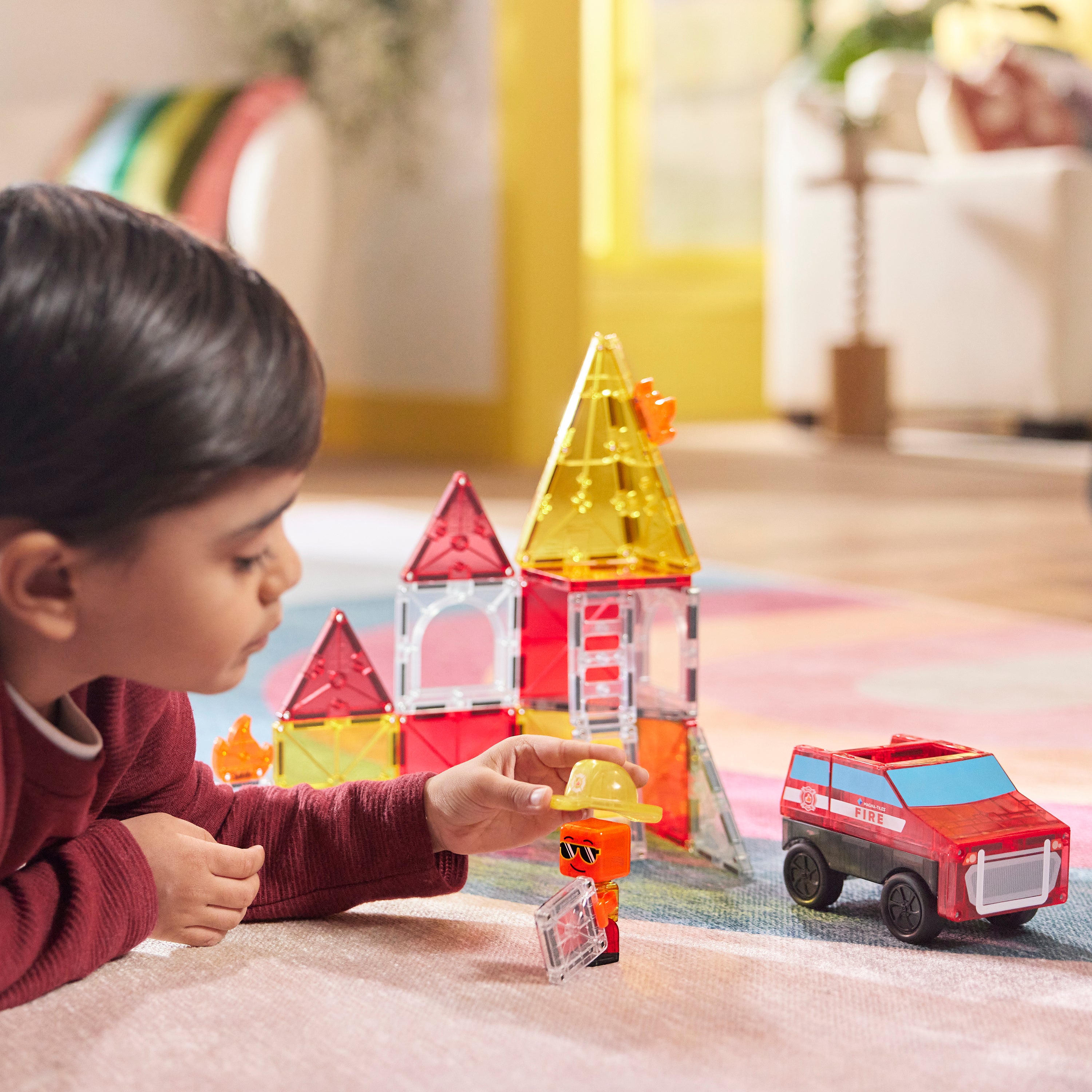 MAGNA-TILES® Fire Station met microMAGS (27 stuks)