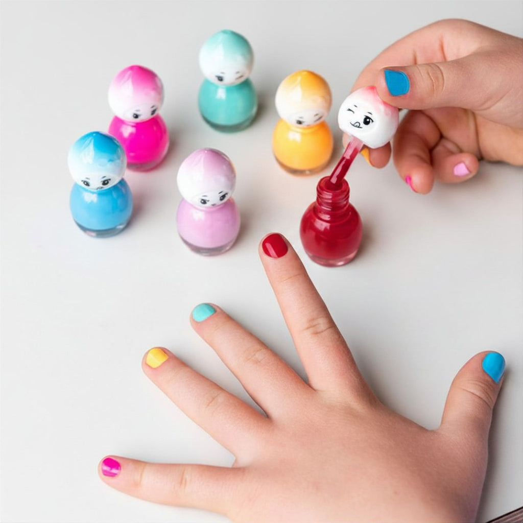 Rex London - Kindernagellak op Waterbasis