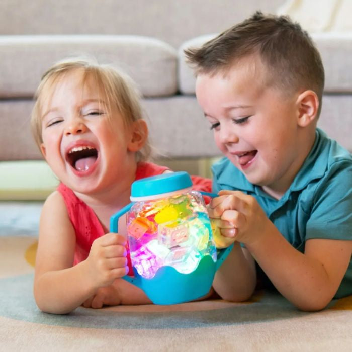 Glo Pals - Kleur veranderende speelpot - Sensory Play Cup Frosty Blue