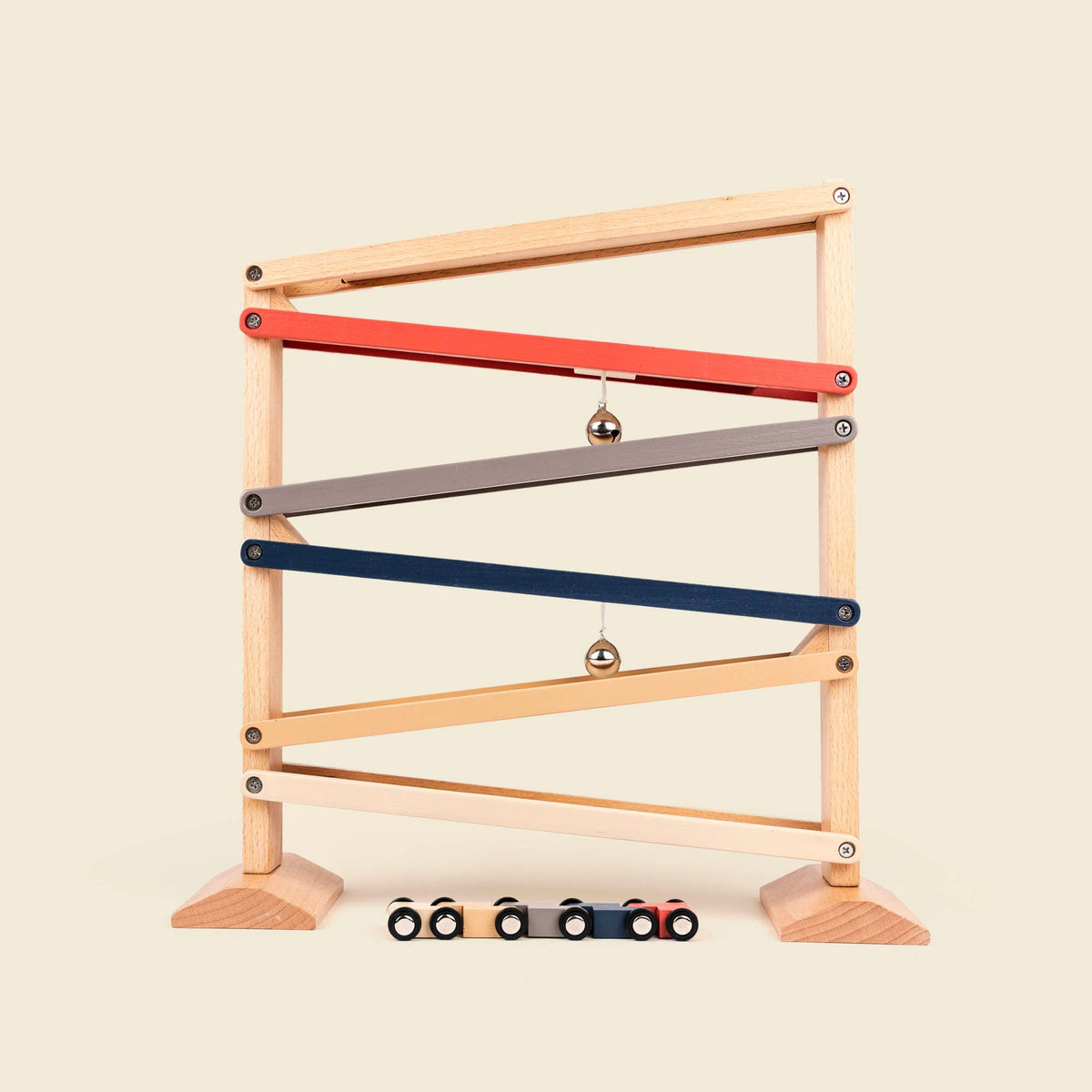 Egmont Toys - Houten glijbaanspel met 4 auto's en bel