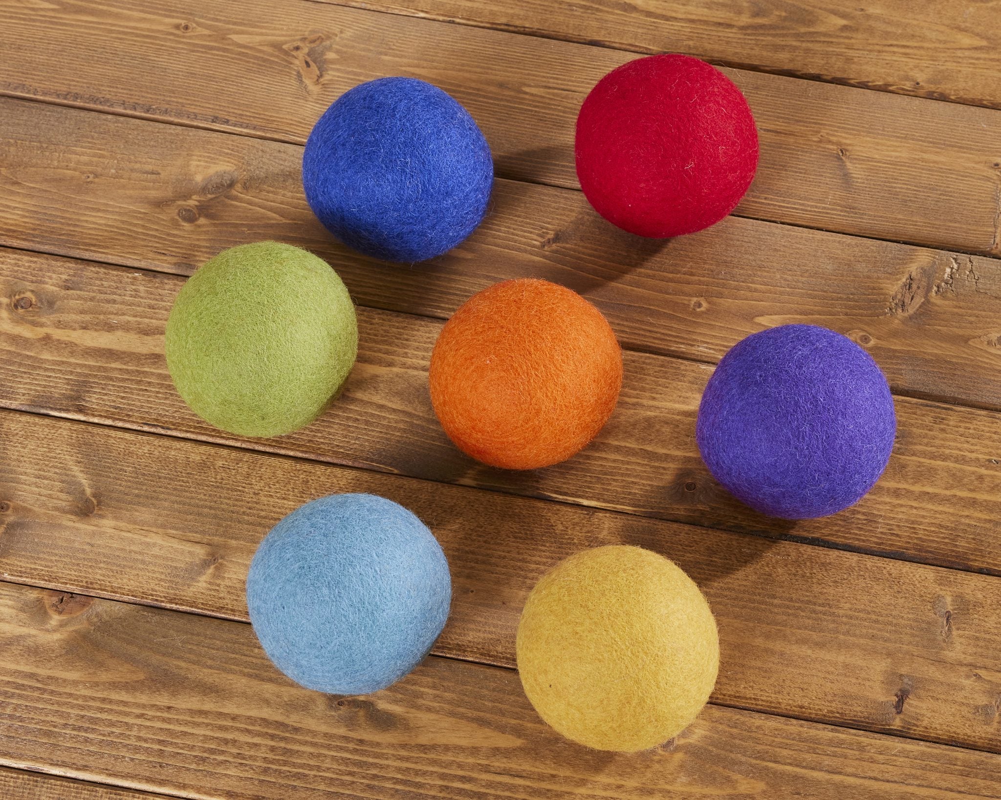 Cosy - Grote Pompom Regenboog Viltballen (35 stuks)