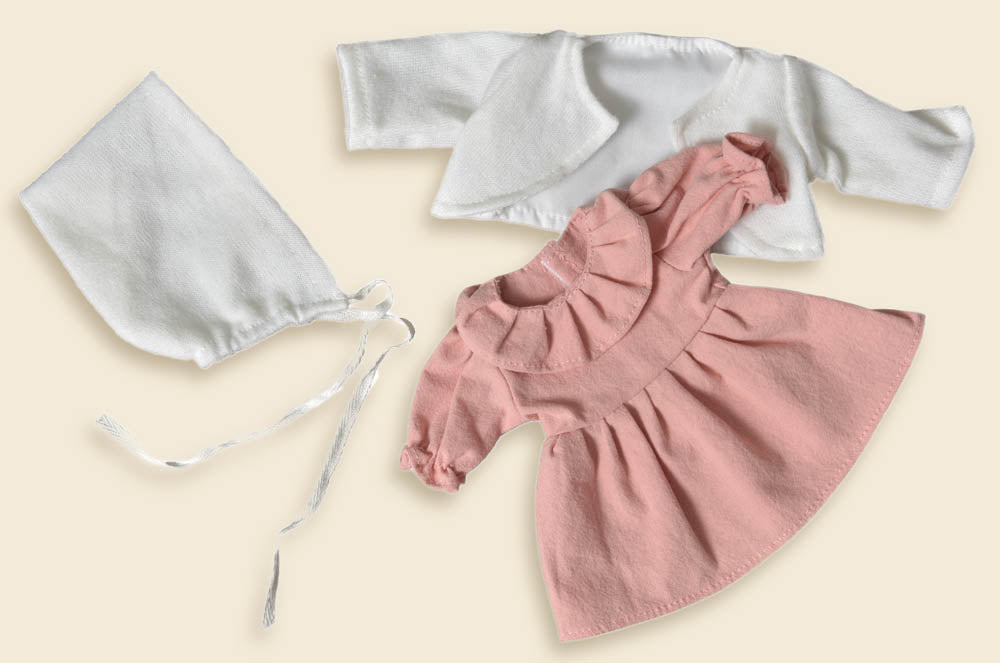 Egmont Toys - Poppenkleding oudroze jurk, vest en muts