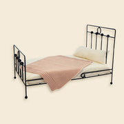 Egmont Toys - Metalen poppenbed met beddengoed