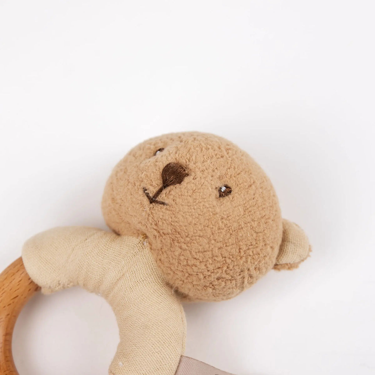 Egmont Toys - Houten rammelaar Marcel de beer