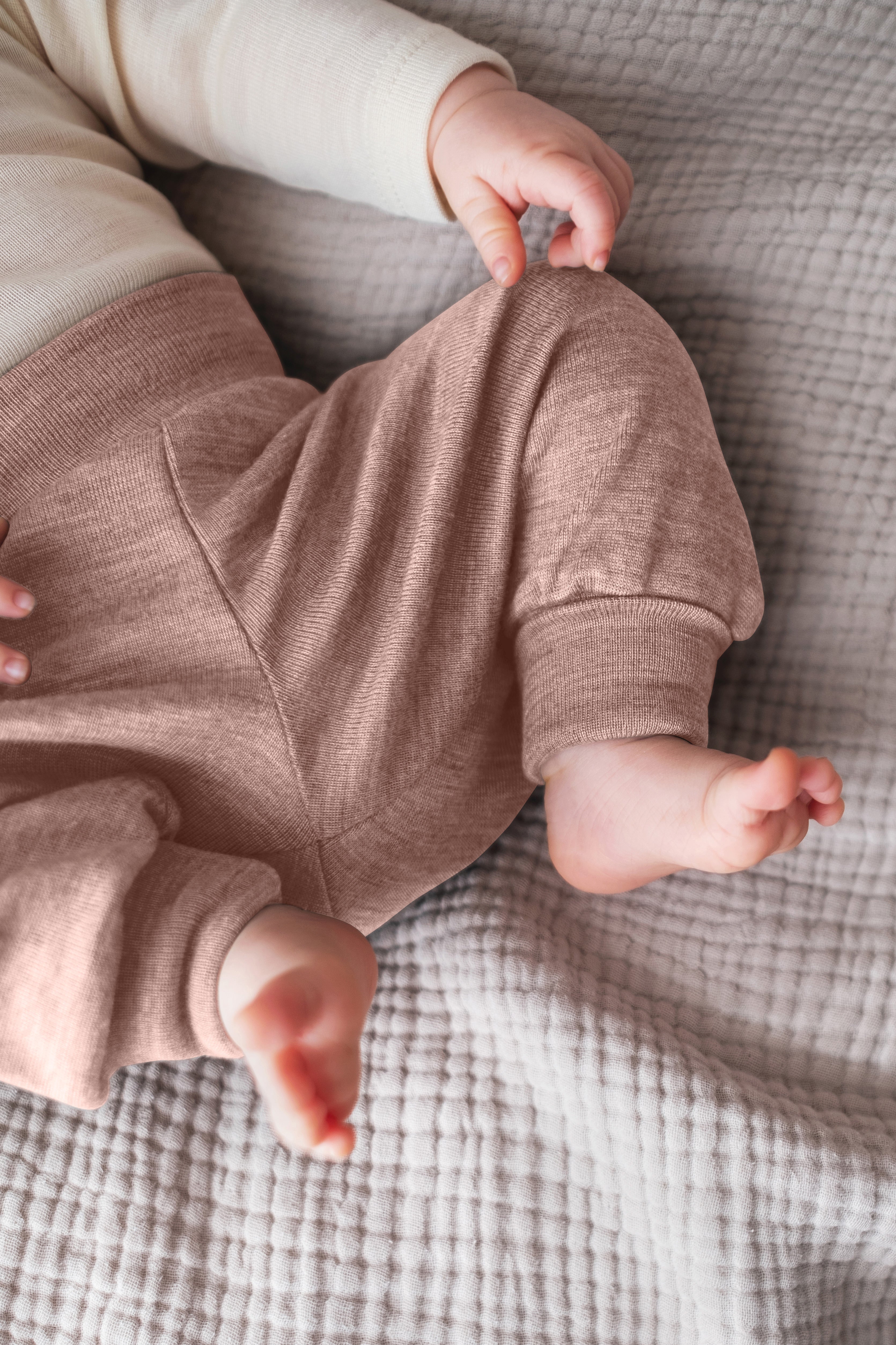Engel Natur - Wol/Zijde Baby Broekje met Navelbandje - Oudroze