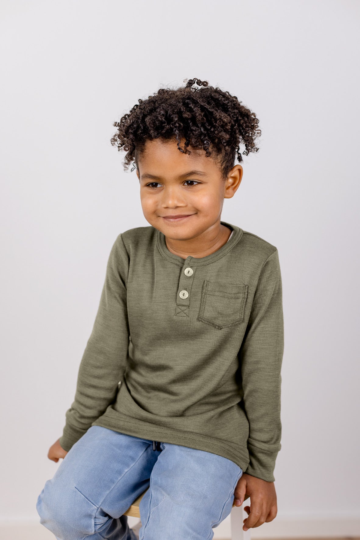 Engel Natur - Wol/Zijde Baby Shirt Lange Mouw met Knopenlijst - Olijf
