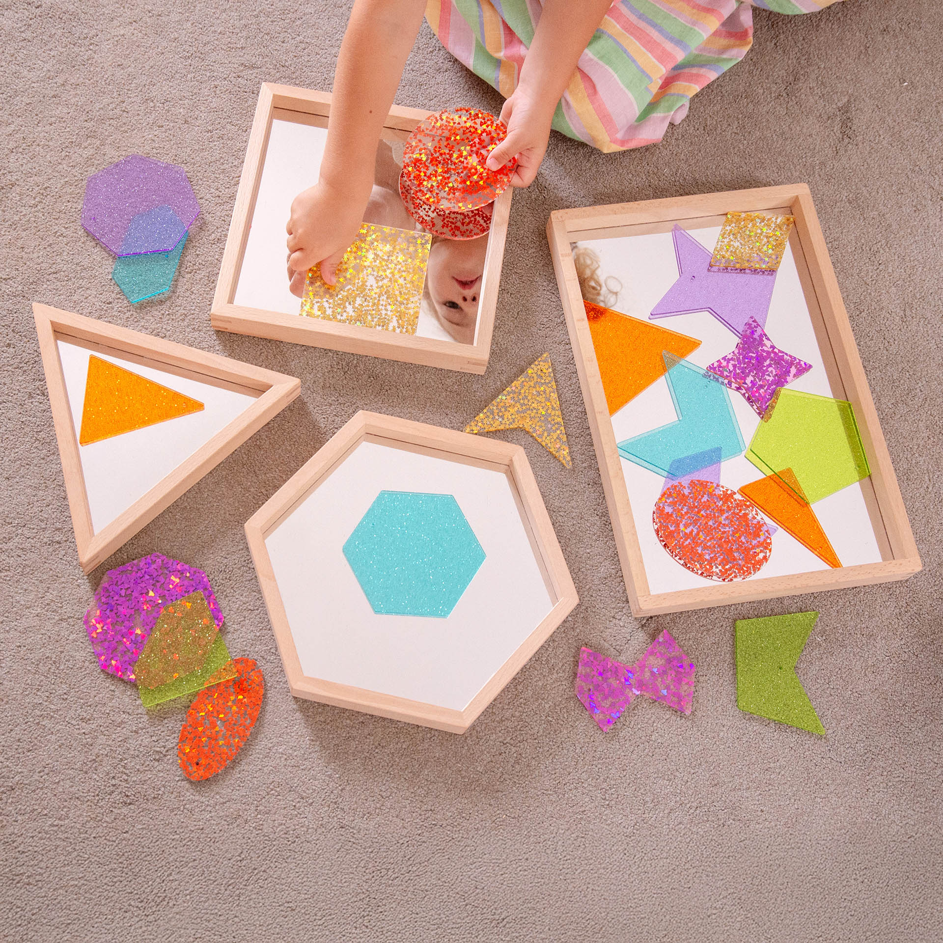 TickiT - Houten Vormen Spiegeltrays (4 stuks)