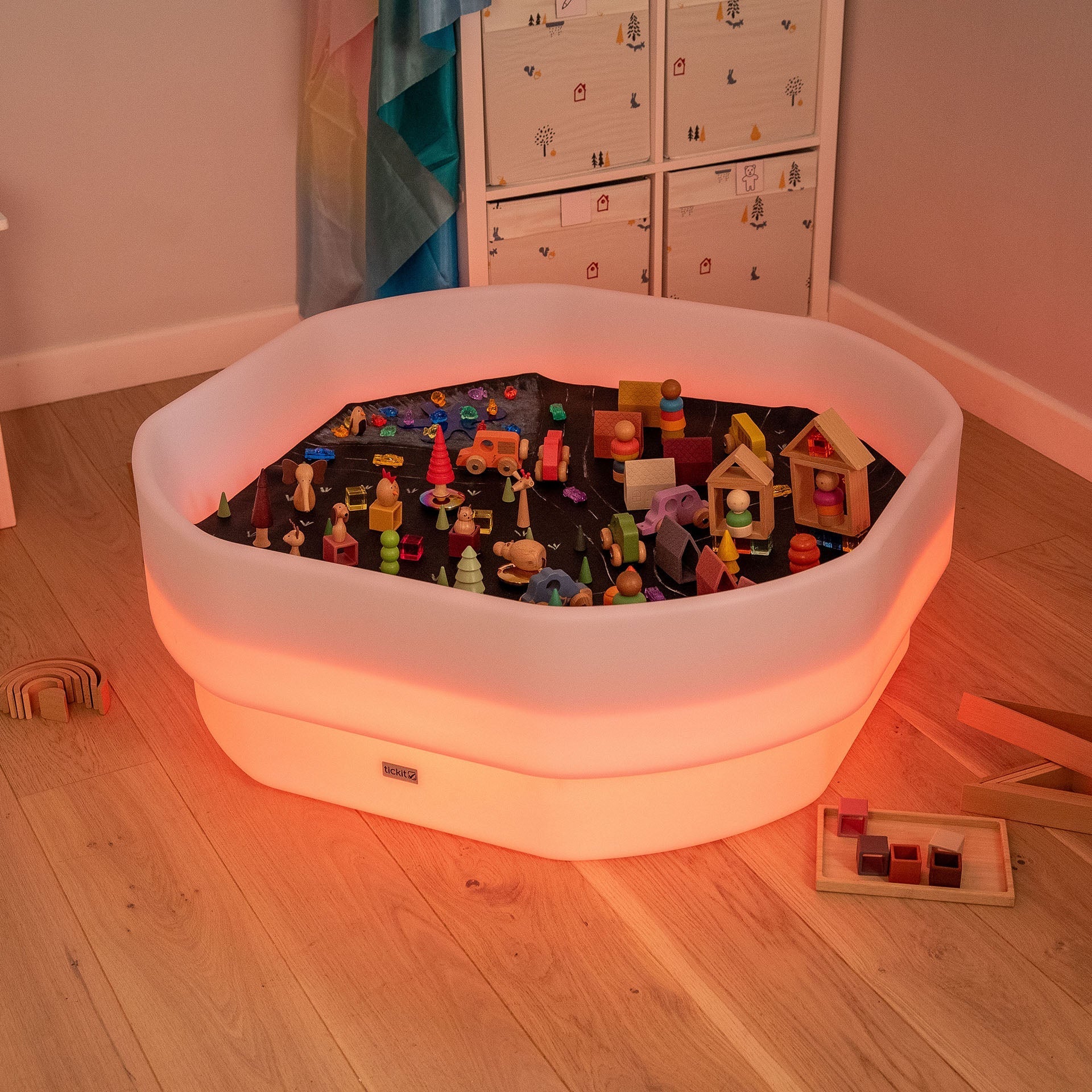 TickiT - Ontdekkings Glow Tuff Tafel