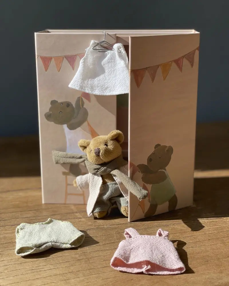 Egmont Toys - Kledingkast met beer