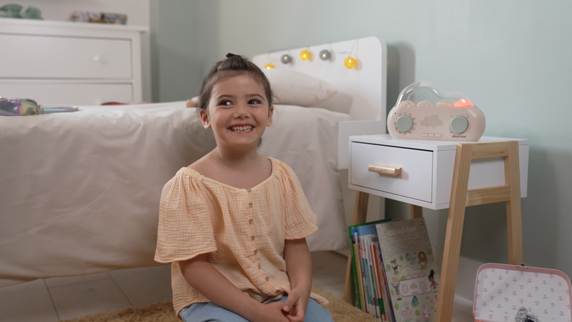 Cloud B - CloudBox™ Verhalen, white noise lichtprojecties - Nederlands & Frans