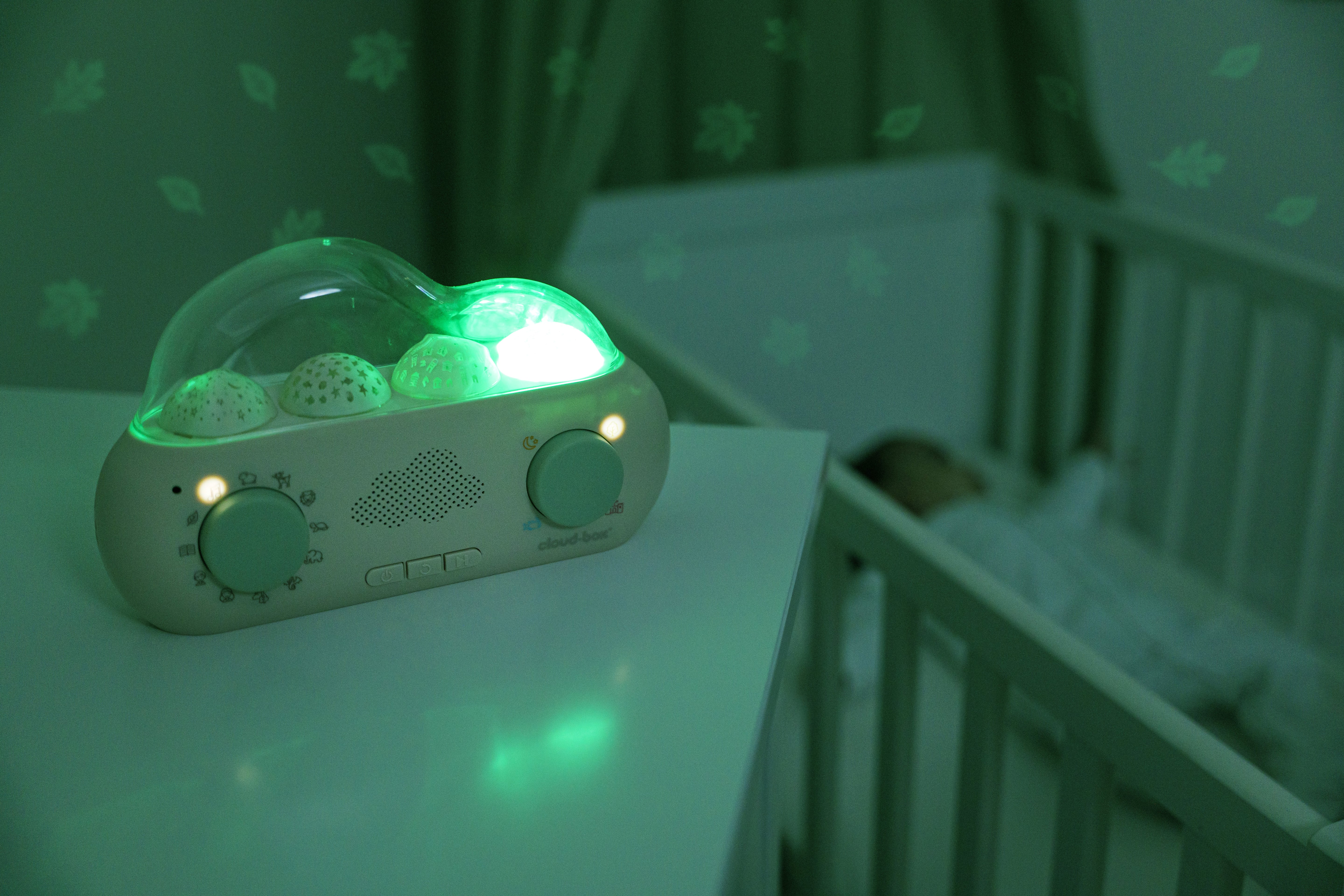 Cloud B - CloudBox™ Verhalen, white noise lichtprojecties - Nederlands & Frans