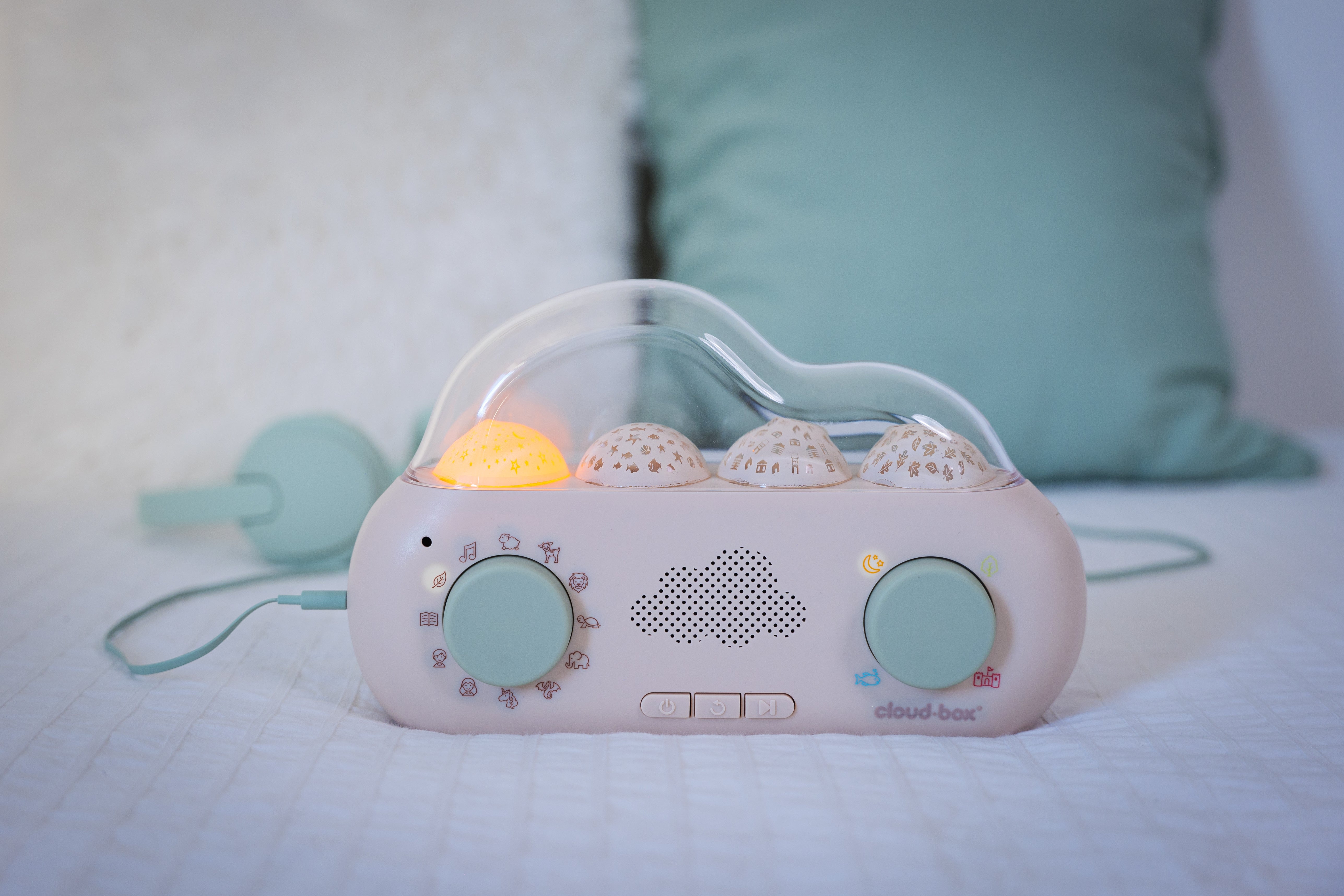 Cloud B - CloudBox™ Verhalen, white noise lichtprojecties - Nederlands & Frans