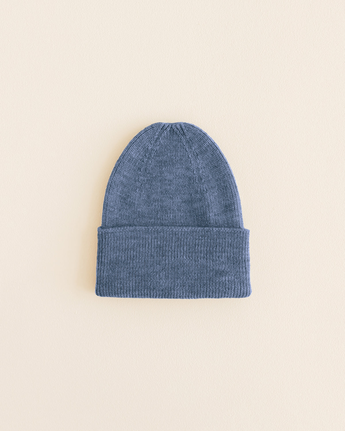 Hvid wollen newborn mutsje Fonzie denim