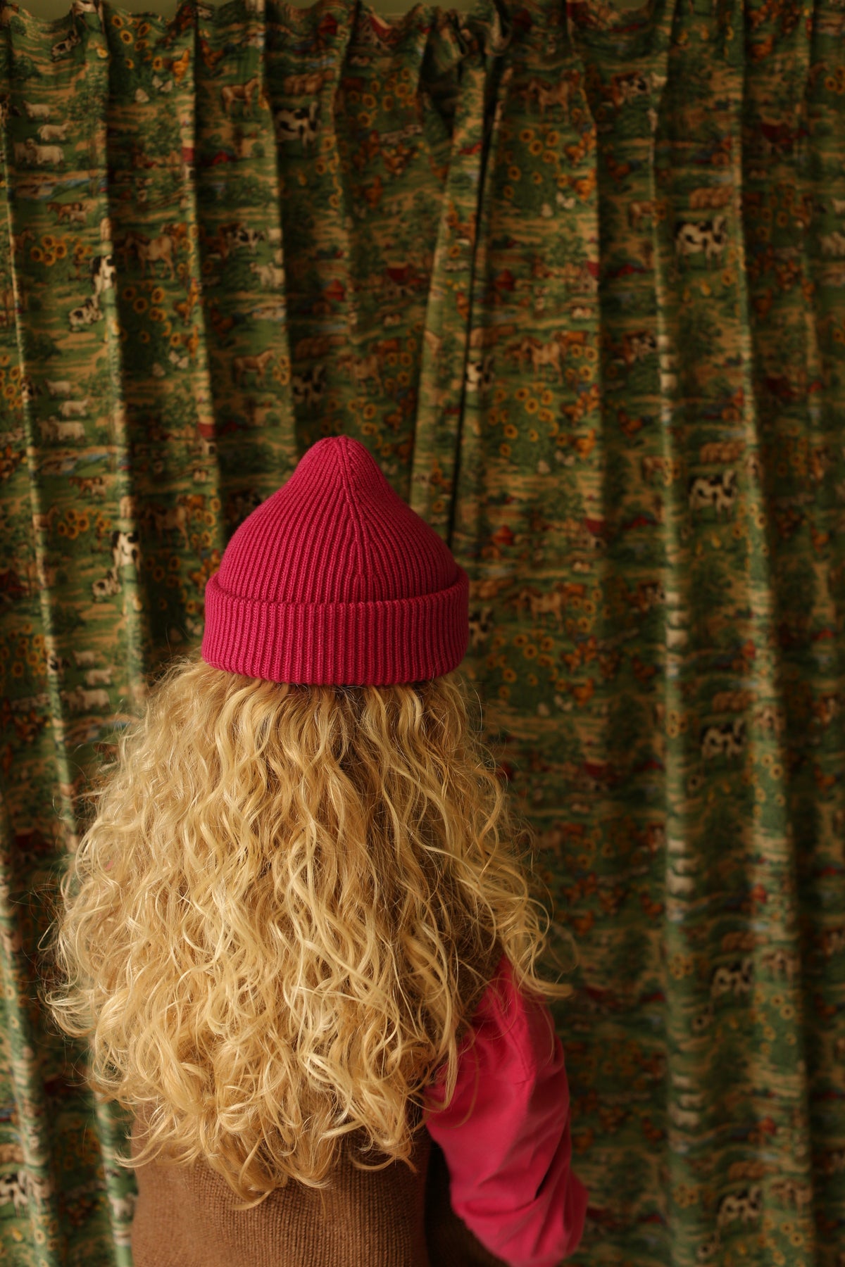 Hvid wollen mutsje Fonzie KIDS fuchsia