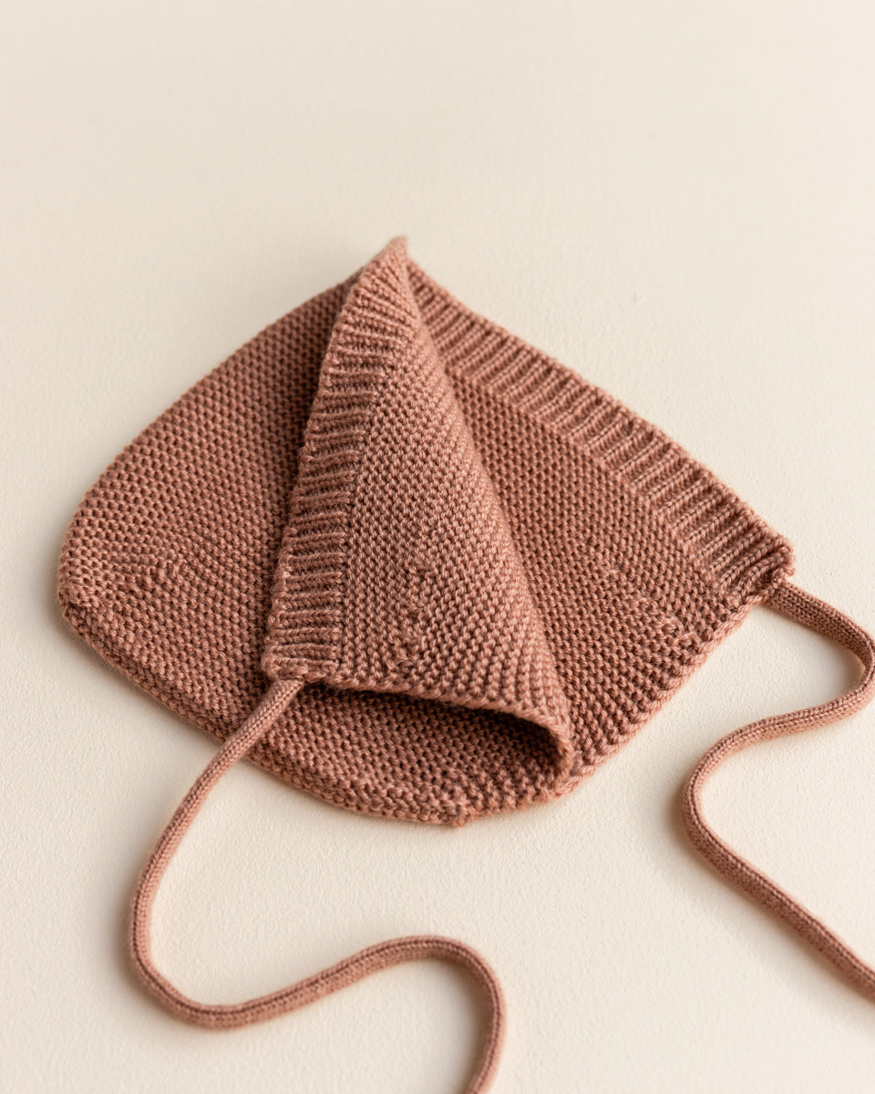 Hvid Wollen bonnet Dolly Terracotta