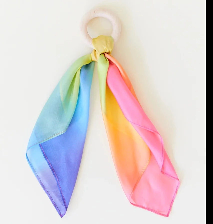 Sarah's Silks Speelzijde Bijtring Regenboog - 50cm