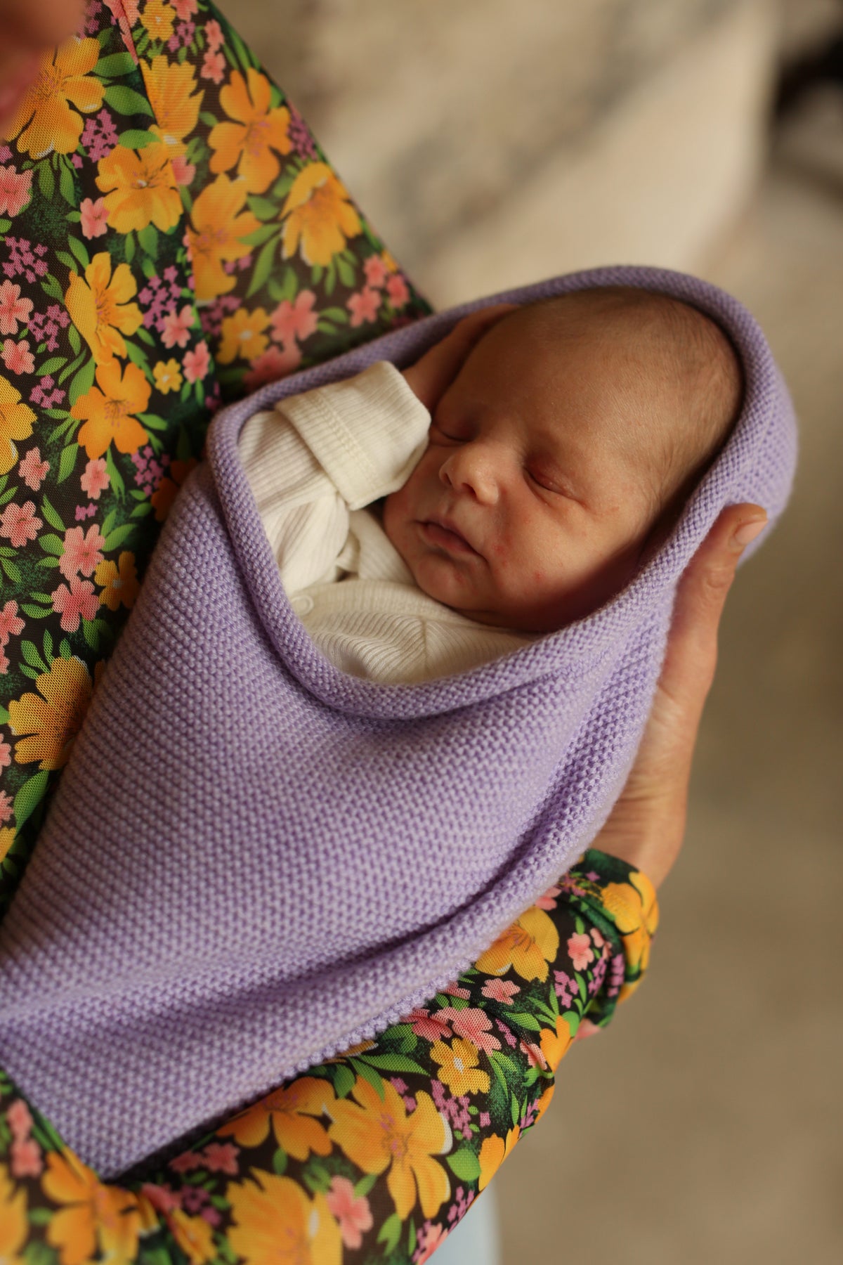Hvid wollen cocoon lilac