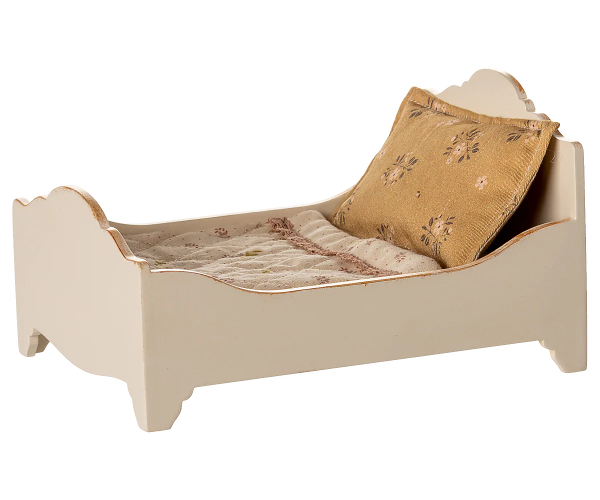 Maileg - Houten bed off-white voor bij muizen poppenhuis