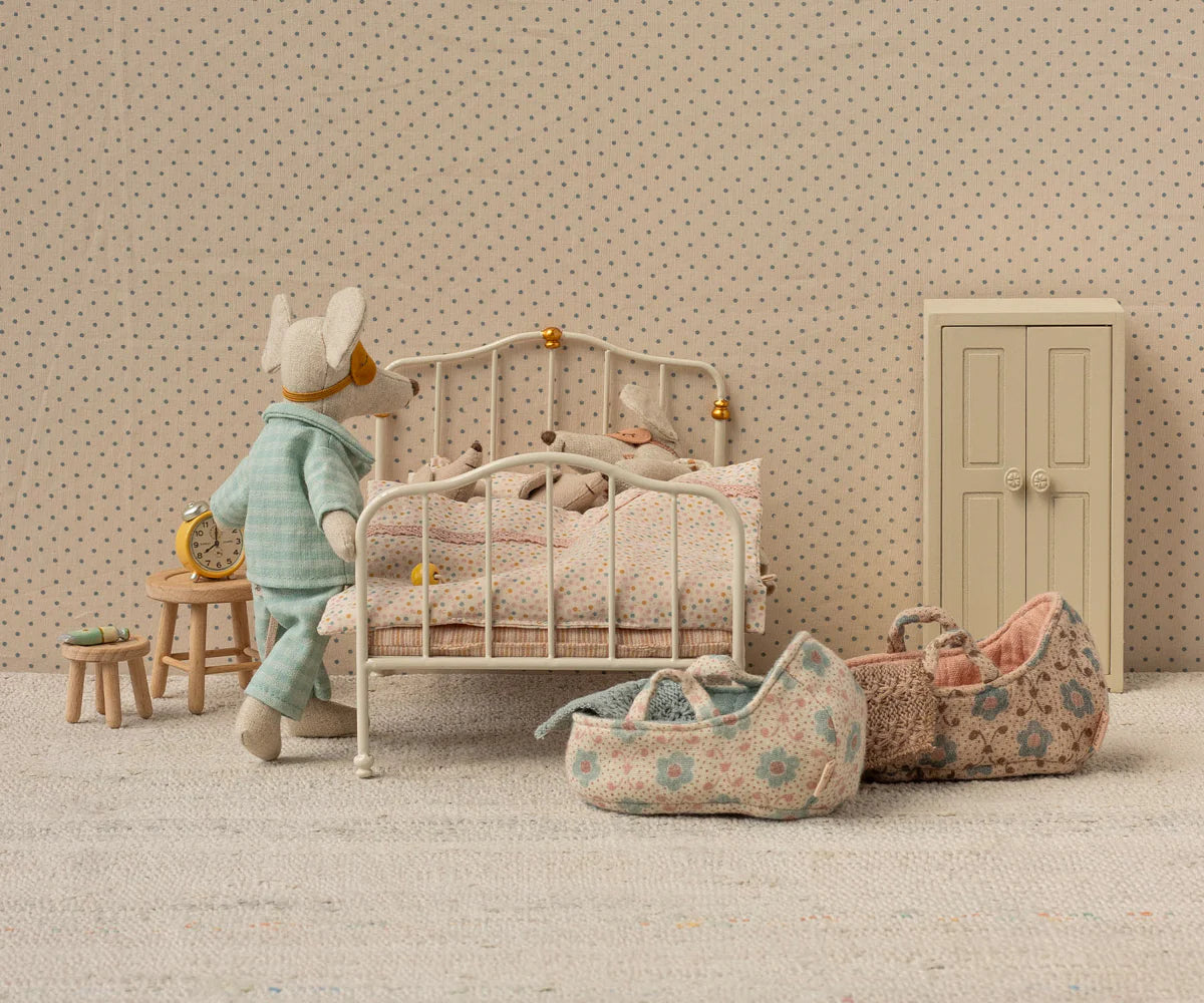 Maileg - Vintage bed off-white voor bij muizen poppenhuis