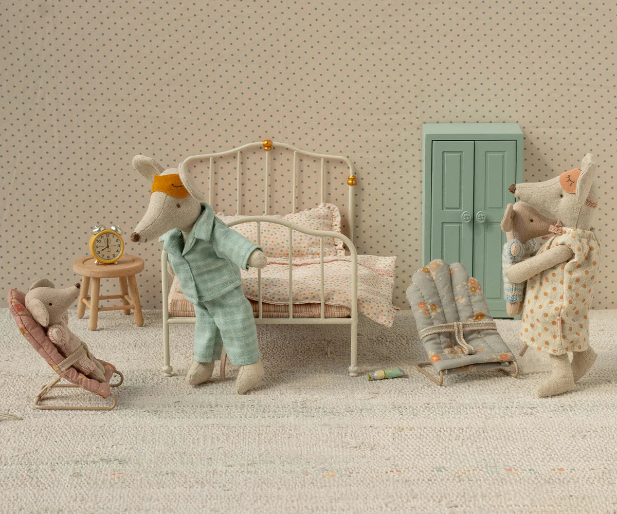 Maileg Wipstoeltje Rose - babysitter - 7,5 cm