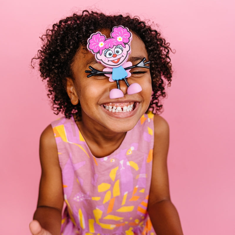 Glo Pals - sensorische lichtgevende blokjes voor in bad of sensorisch spel - Sesamstraat Abby - 2 stuks incl. speelvriendje