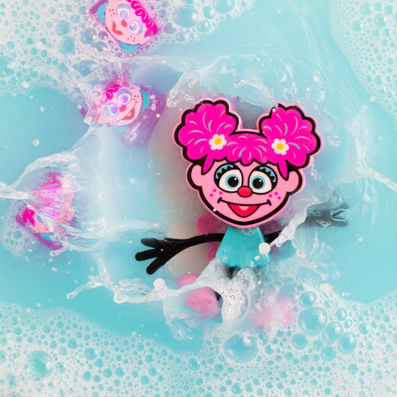 Glo Pals - sensorische lichtgevende blokjes voor in bad of sensorisch spel - Sesamstraat Abby - 2 stuks incl. speelvriendje