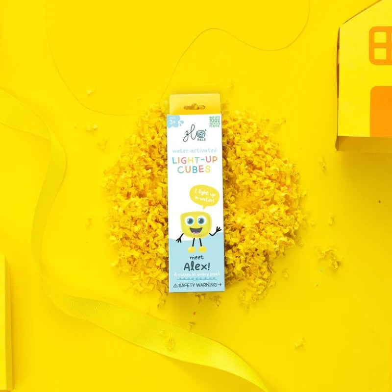 Verpakking lichtgevende blokjes op gele achtergrond