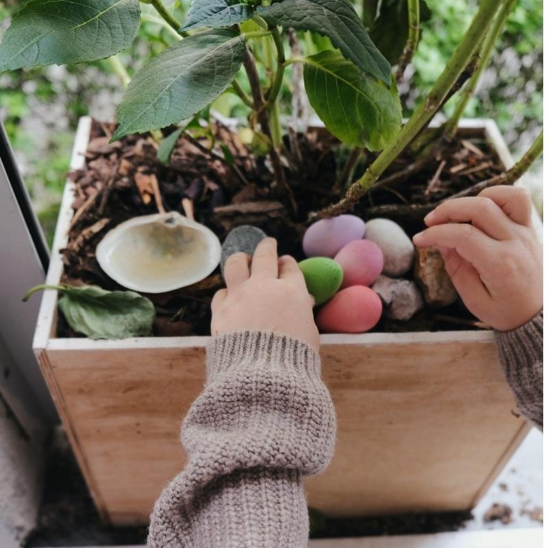 Grapat - Houten gekleurde eieren - Happy eggs - 12 stuks