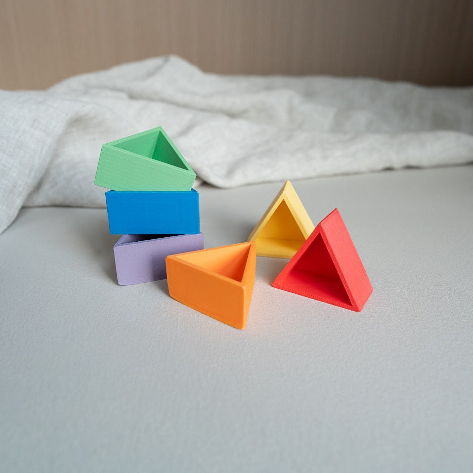 Grennn - 'mandigo' regenboog driehoek