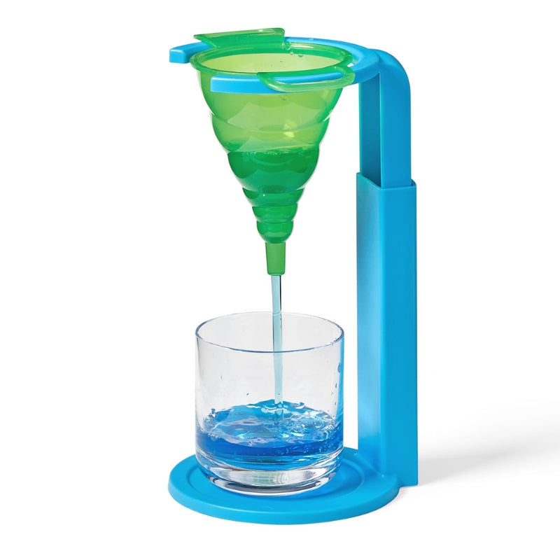 Groene vloeistof trechter uit trechterset van Learning Resources