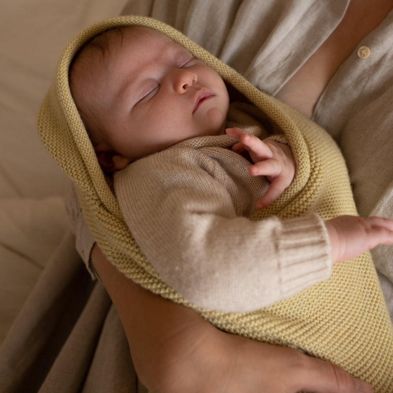 Hvid - cocoon - 100% merinowol - licht geel